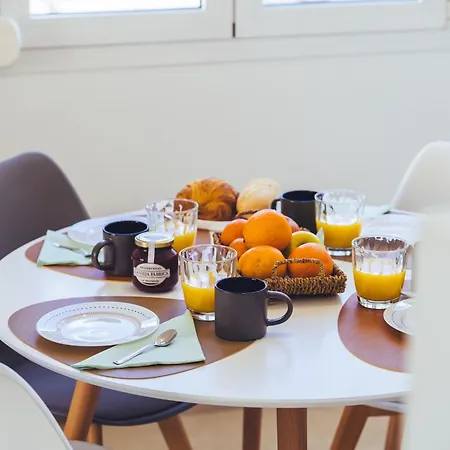 Greta, Cocqueto En Appartement *