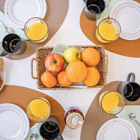 Greta, Cocqueto En Apartment *