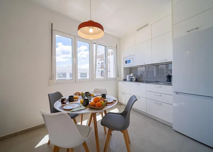 Greta, Cocqueto En *